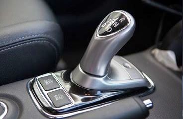 Mitsubishi Outlander PHEV Mitsubishi Outlander PHEV, из рук в руки авто
