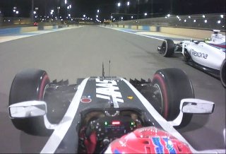 Ромен Грожан и Фелипе Масса на гонке Формулы-1 2016 года в Бахрейне