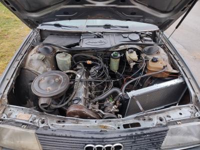Audi 100