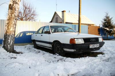 Audi 100 C3
