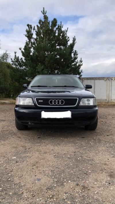 Audi A6 C4