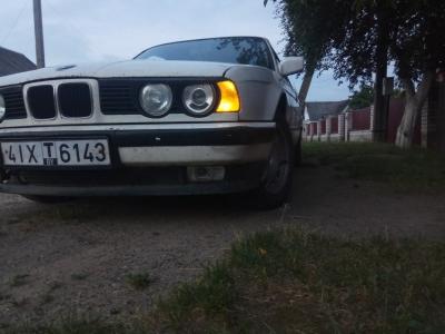 BMW 5 Series (E34)