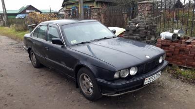 BMW 5 Series (E34)
