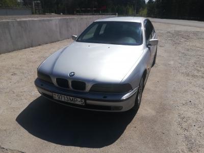 BMW 5 Series (E39)