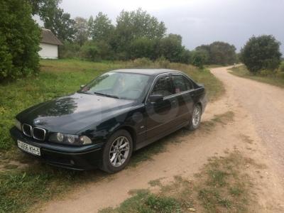 BMW 5 Series (E39)