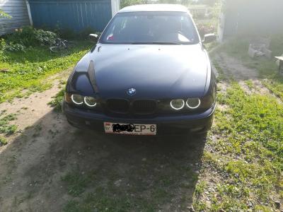 BMW 5 Series (E39)