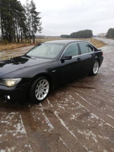 BMW 7 Series (E65)