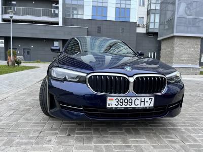 BMW 5 Series (G30)