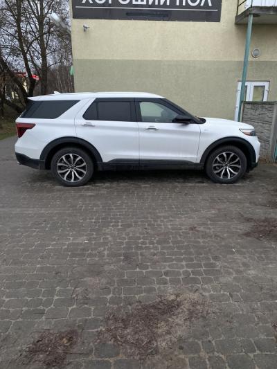 Ford Explorer V
