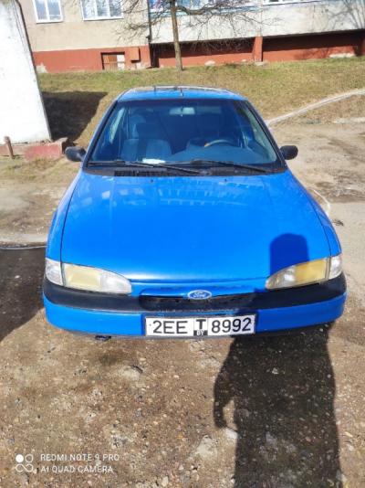 Ford Mondeo I