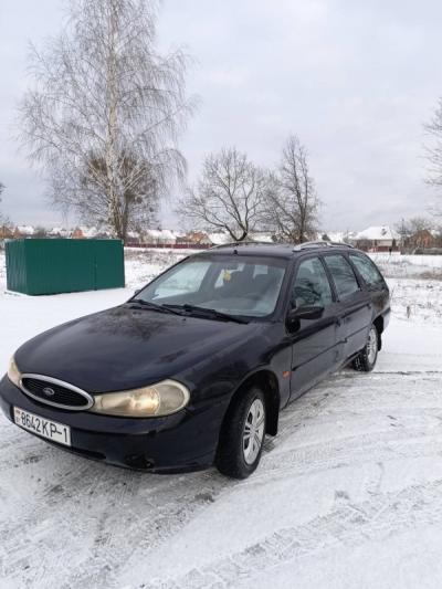 Ford Mondeo II
