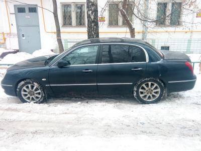 Kia Opirus