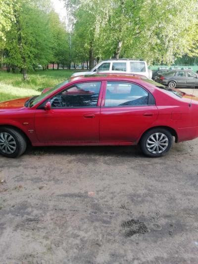 Kia Shuma