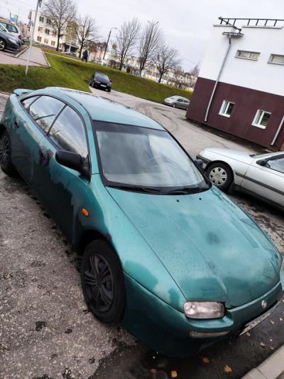 Mazda 323F