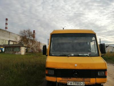 Mercedes 609D