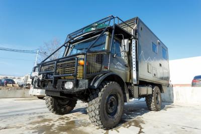 Mercedes Unimog