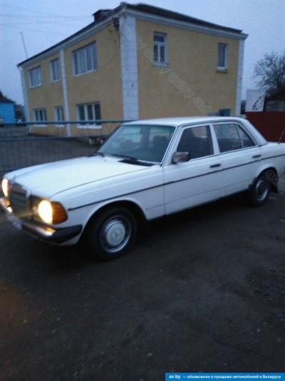 Mercedes E Class (W123)
