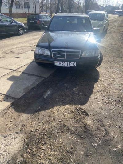 Mercedes C Class (W202)