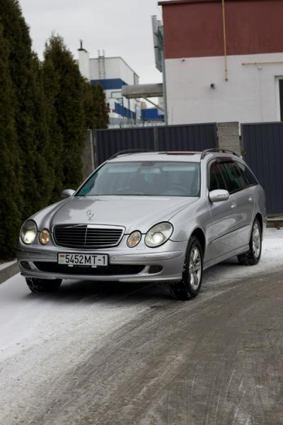 Mercedes E Class (W211)