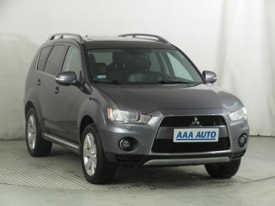 Mitsubishi Outlander II