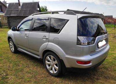 Mitsubishi Outlander II