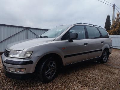Mitsubishi Space Wagon