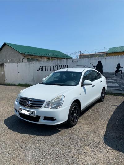 Nissan Almera