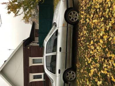 Nissan Sunny