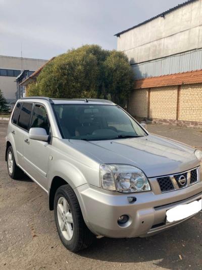 Nissan X-Trail 1