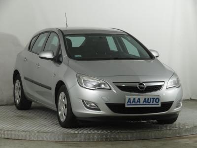 Opel Astra J