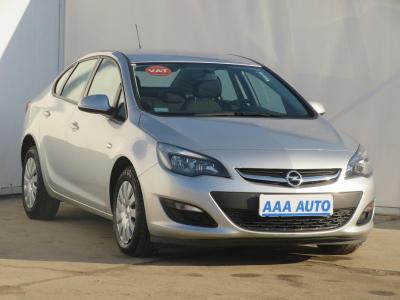 Opel Astra J