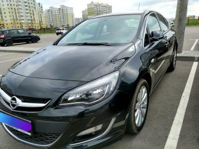 Opel Astra J