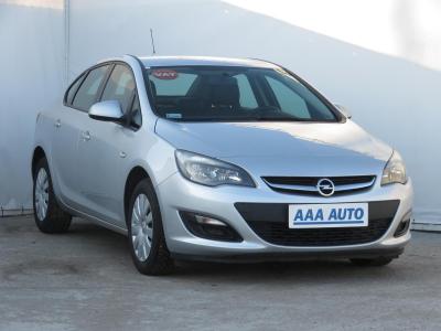 Opel Astra J