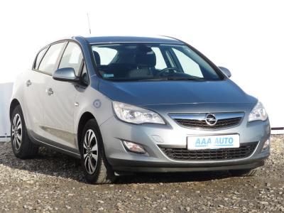 Opel Astra J