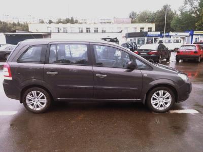 Opel Zafira Family
