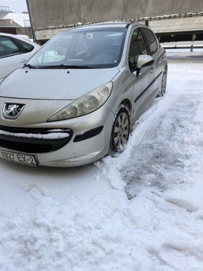 Peugeot 207