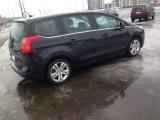 ������������� Peugeot 5008
