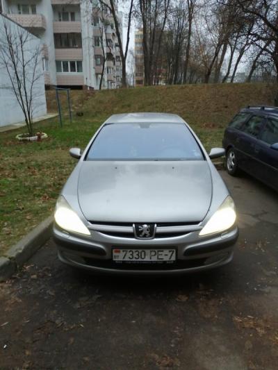 Peugeot 607
