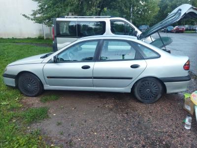 Renault Laguna