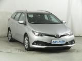 ������������� Toyota Auris