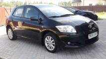 ������������� Toyota Auris