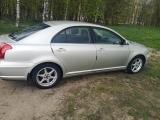 ������������� Toyota Avensis 2
