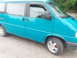 ������������� Volkswagen Caravelle