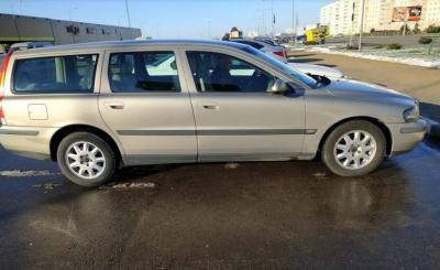 Volvo V70