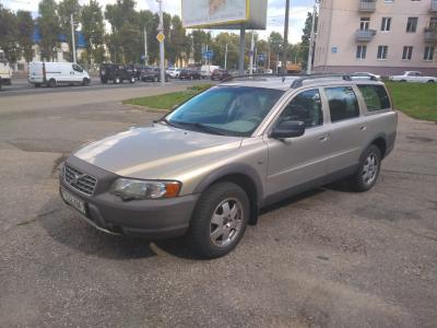 Volvo XC70