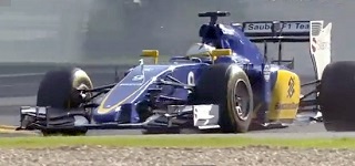Пилот Sauber на гонке на гонке Формулы-1 2015 года в Мельбурне
