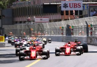 Старт гонки Формулы-1 2017 года в Монако