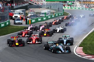 Старт гонки Формулы-1 2017 года в Монреале