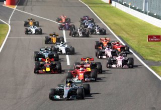 Старт гонки Формулы-1 2017 года на Сузуке