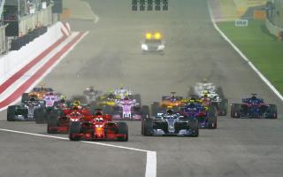 Старт гонки Формулы-1 2018 года в Бахрейне